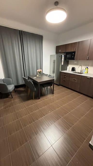 Cozy In 3 Apartment
